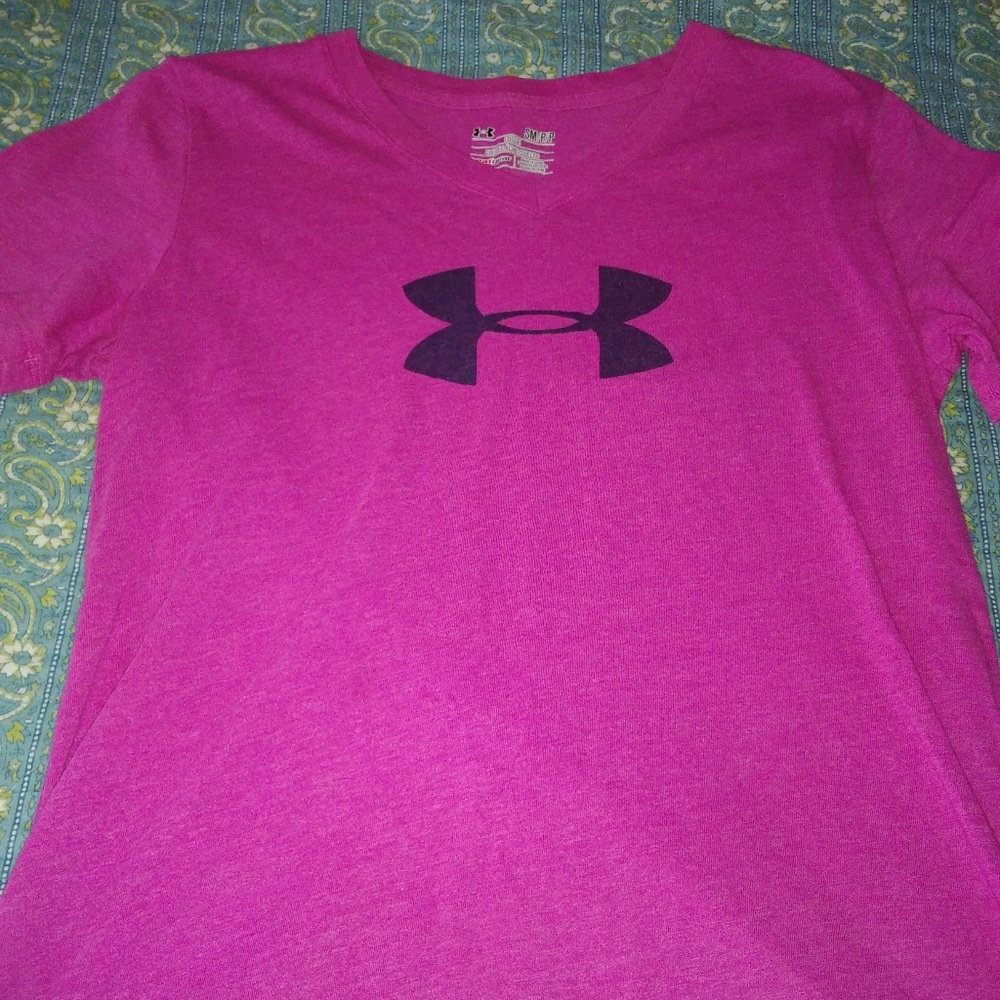 Woman's tee shirt